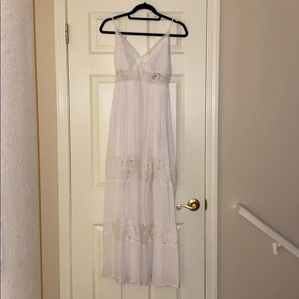 Lace Floor Length Dress [White]